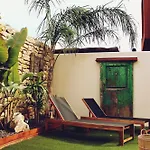 Villaverde Village Вилла *
