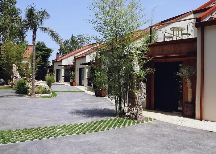 Villaverde Village וילה סנטילנה דל מר