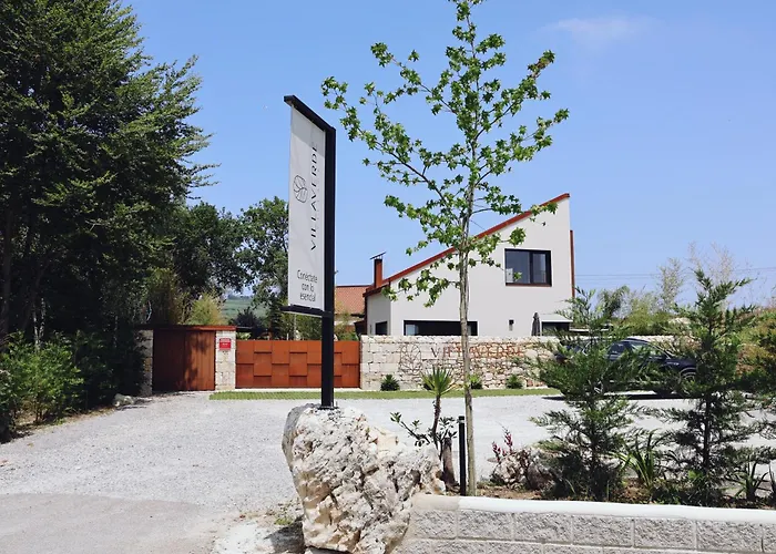 Villaverde Village סנטילנה דל מר