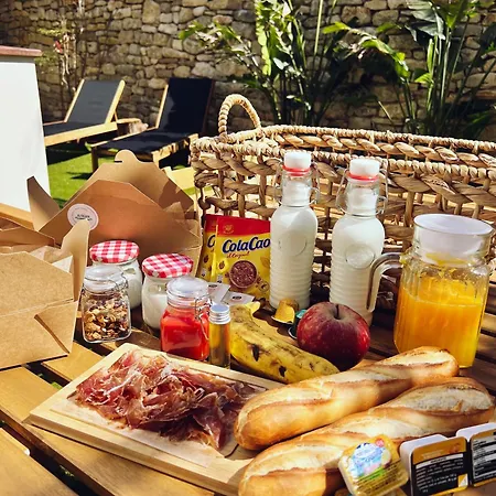 Villaverde Village *