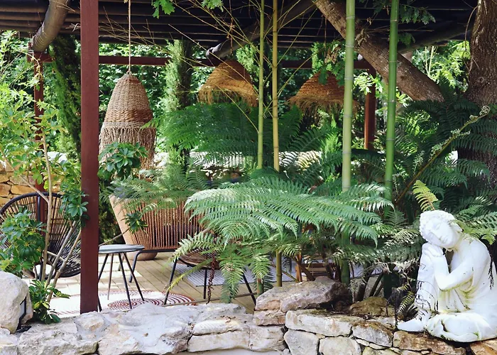 Villaverde Village Villa *